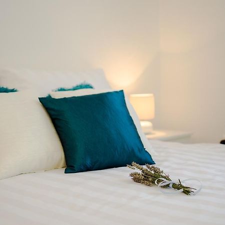 Studio Apartment Stella Лабин Стая снимка