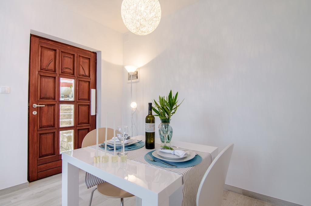 Studio Apartment Stella Лабин Стая снимка